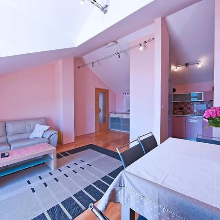 זאטון Villa Ana מראה חיצוני תמונה
