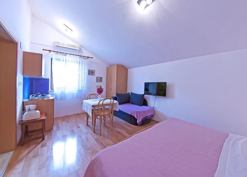 זאטון Villa Ana מראה חיצוני תמונה